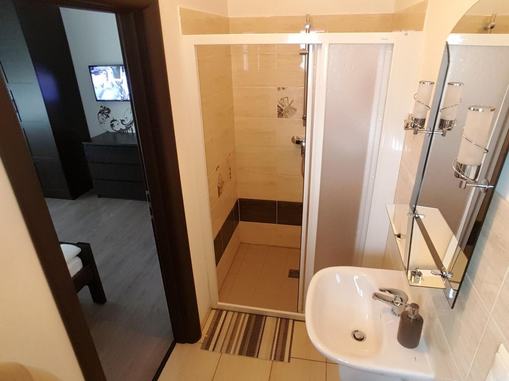Pension Diana-Parndorf Dış mekan fotoğraf